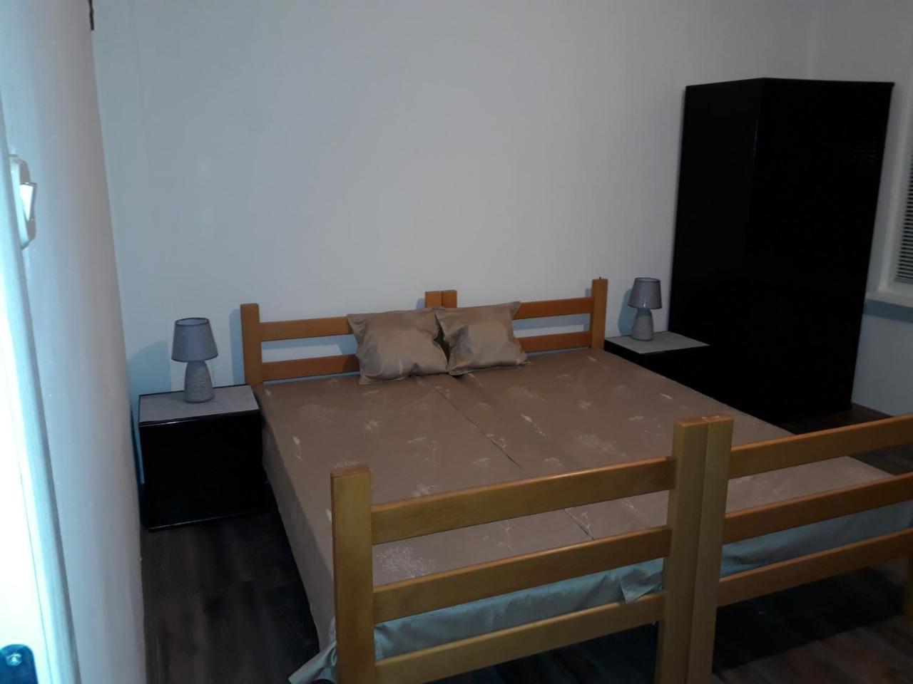 סקופיה Misko'S Guest House מראה חיצוני תמונה