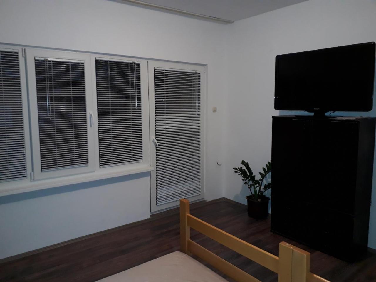 סקופיה Misko'S Guest House מראה חיצוני תמונה